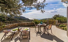 Christos Place-Anidri